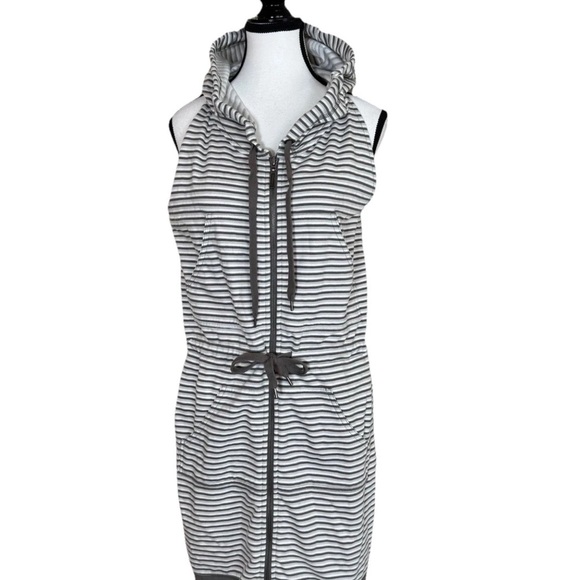Norma Kamali Hoodie Tunic Dress Sleeveless Size S Striped Gray White ATHLEISURE - Picture 2 of 6